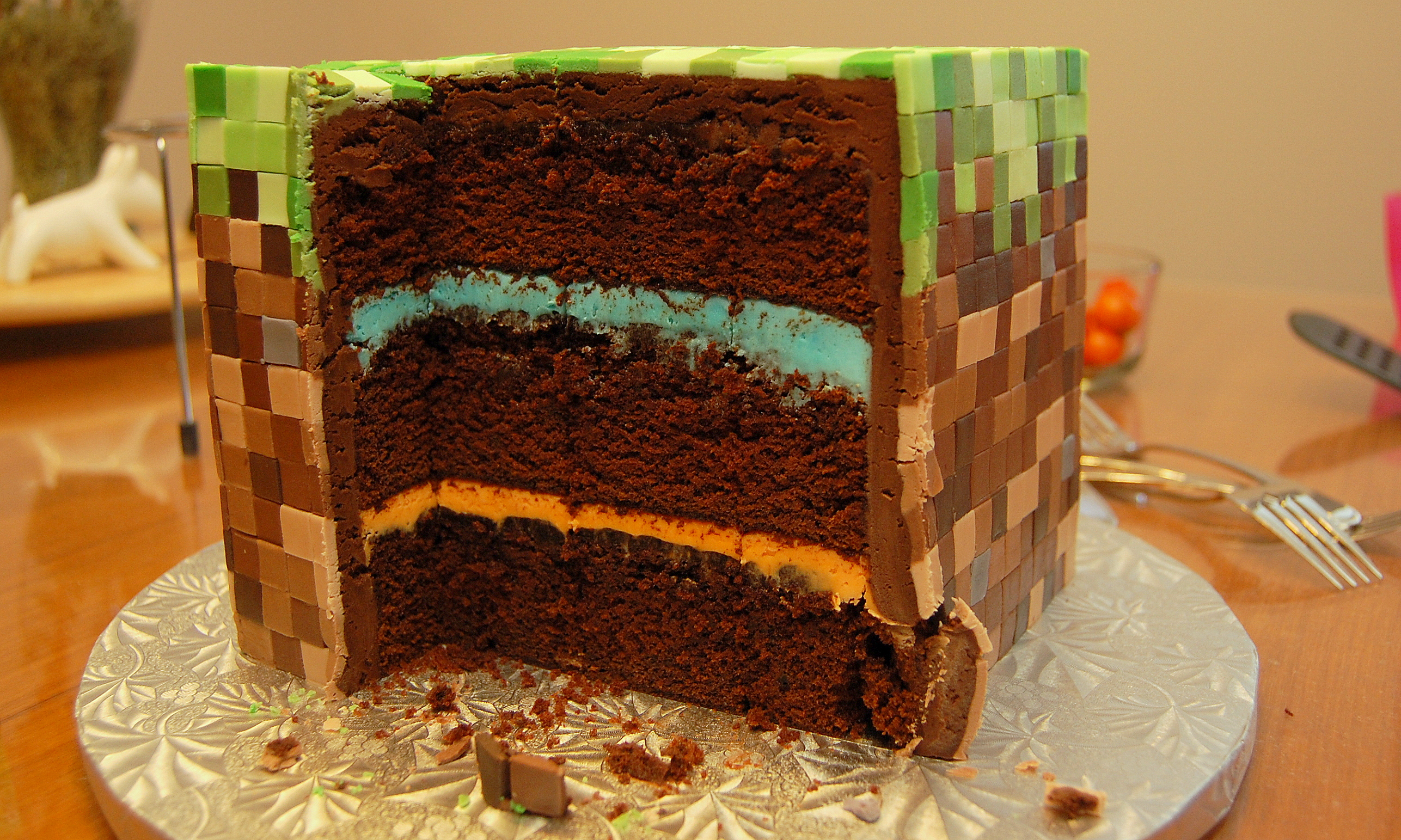 Seu aniversário está chegando? Que tal um bolo Minecraft?